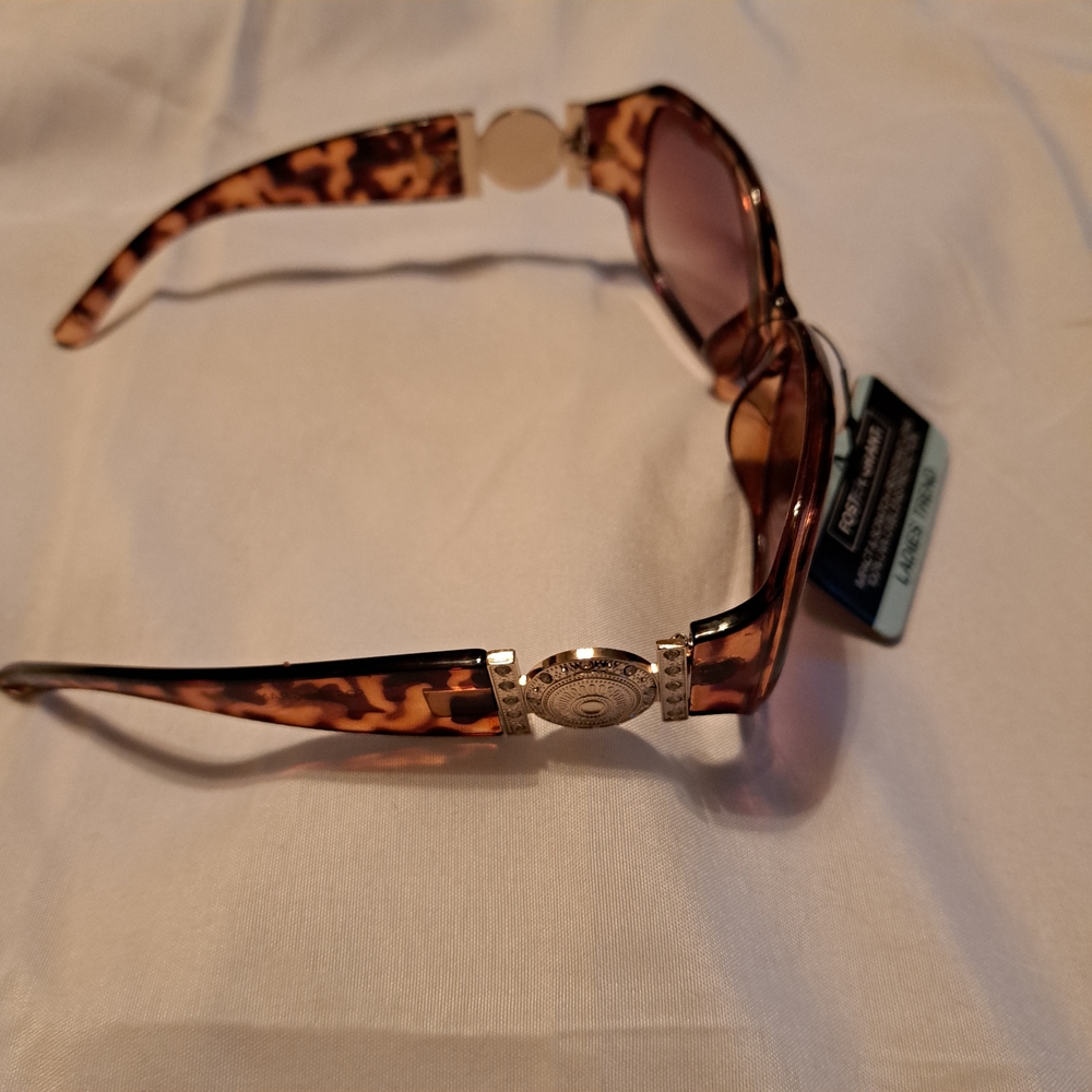 NEW Foster Grant CL36-44640FGX201 Brown Tortoise & Gold Women's Sunglasses - Picture 8 of 12